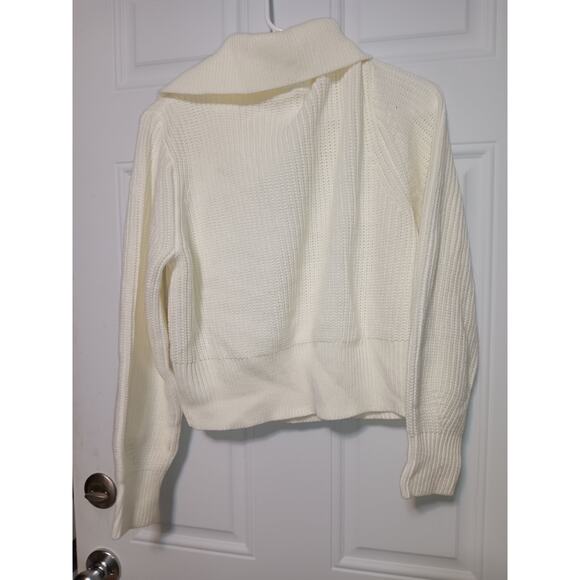 Women's Relaxed-Fit Ribbed Half Zip Sweater Size M - Picture 2 of 3